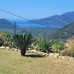 Bakola Βίλα